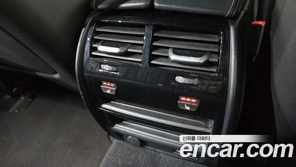 BMW 5 Series 2023, фото 18