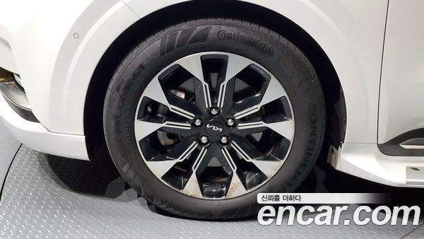 Kia Carnival 2023, фото 5