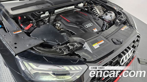 Audi SQ5 2022, фото 6