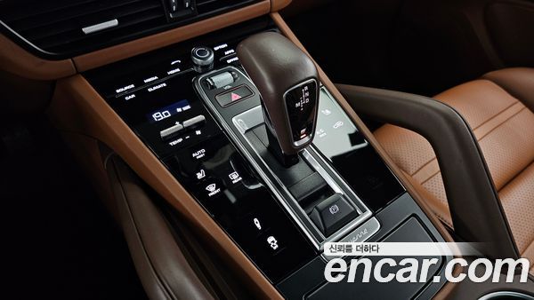 Porsche Cayenne 2020, фото 9