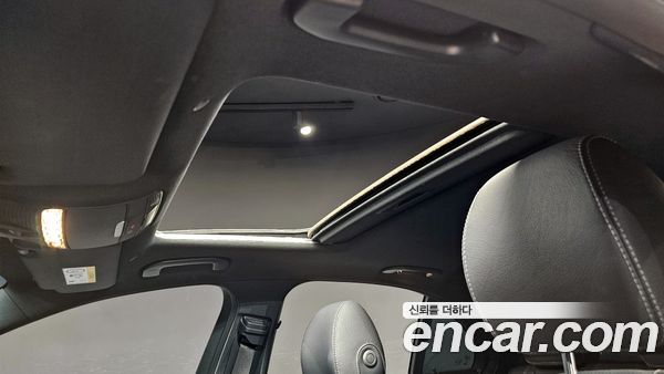 Mercedes-Benz E-Class 2023, фото 18