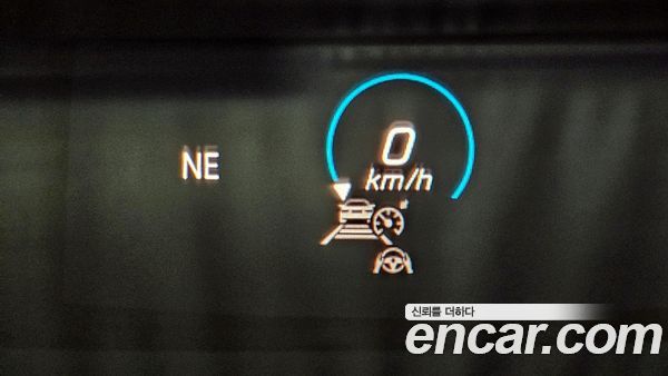 Mercedes-Benz E-Class 2023, фото 20