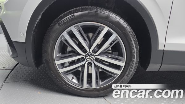 Volkswagen Tiguan 2023, фото 5