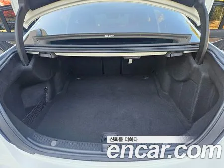 Mercedes-Benz E-Class 2022, фото 14