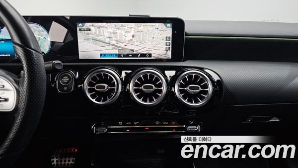 Mercedes-Benz A-Class 2020, фото 13