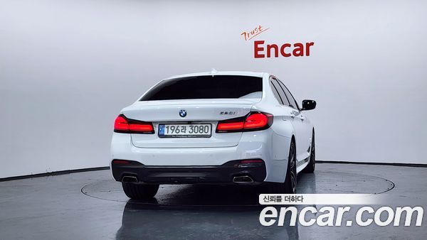 BMW 5 Series 2022, фото 4