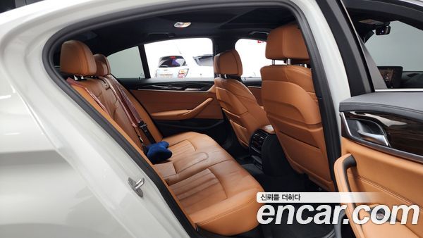 BMW 5 Series 2022, фото 12