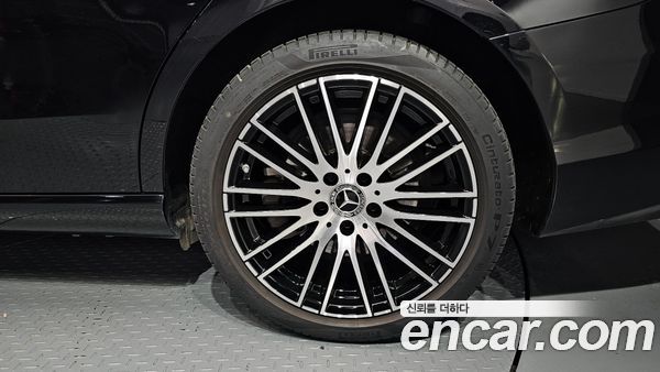 Mercedes-Benz C-Class 2024, фото 5