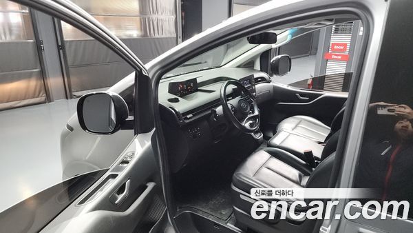 Hyundai Staria 2022, фото 10