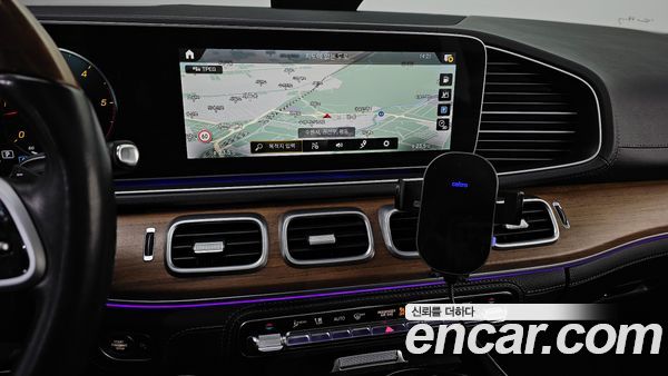 Mercedes-Benz GLS 2020, фото 14