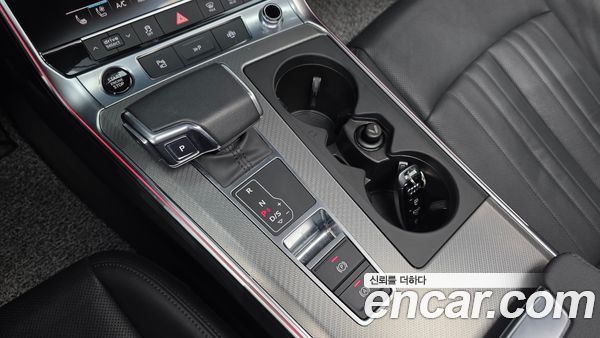 Audi A6 2023, фото 9