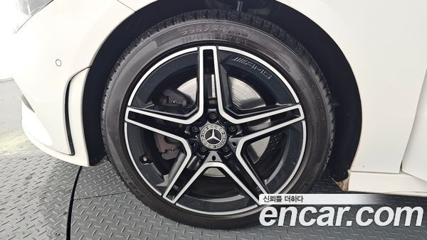 Mercedes-Benz CLA 2022, фото 5