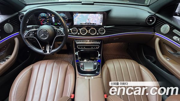 Mercedes-Benz E-Class 2021, фото 7