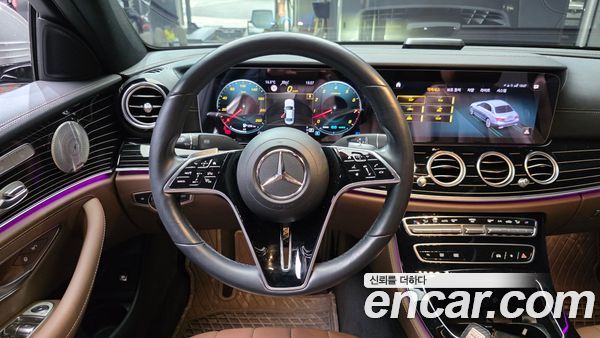 Mercedes-Benz E-Class 2021, фото 13