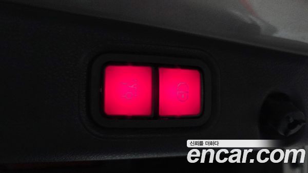 Mercedes-Benz E-Class 2021, фото 20