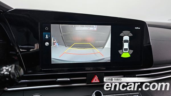 Hyundai Elantra 2023, фото 16