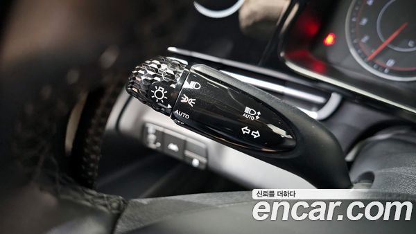 Hyundai Elantra 2023, фото 18