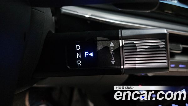 Hyundai Grandeur 2023, фото 9