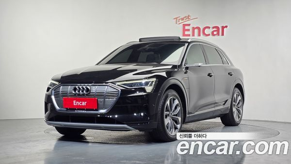 Audi e-tron 2022
