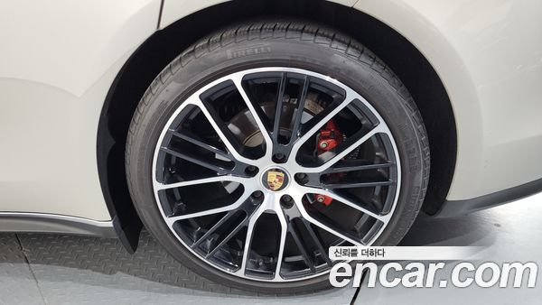 Porsche Panamera 2022, фото 5