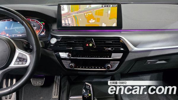 BMW 5 Series 2023, фото 14