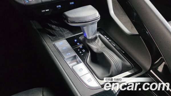 Hyundai Elantra 2022, фото 9