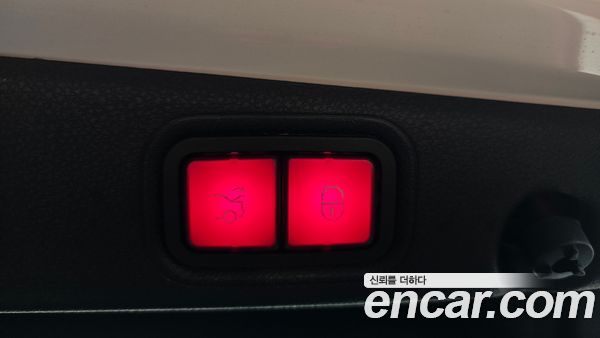 Mercedes-Benz E-Class 2022, фото 20