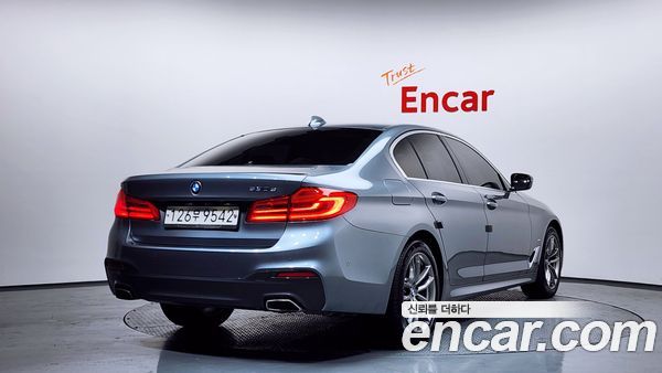 BMW 5 Series 2020, фото 2