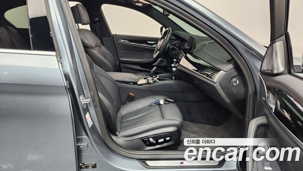 BMW 5 Series 2020, фото 11