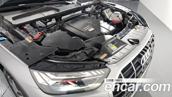 Audi Q5 2022, фото 6