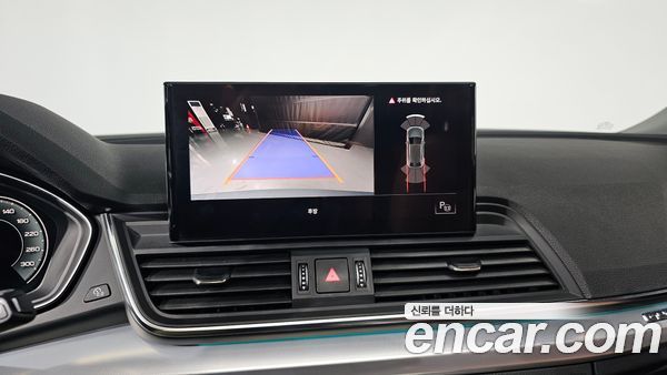 Audi Q5 2022, фото 15