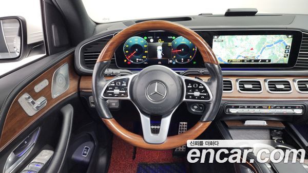 Mercedes-Benz GLS 2021, фото 13