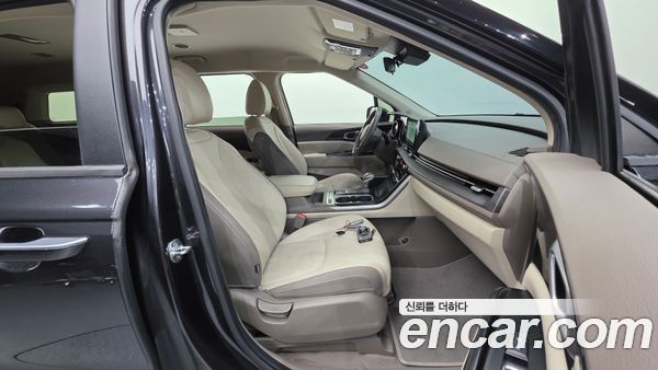 Kia Carnival 2022, фото 10