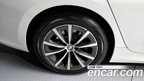 BMW 3 Series 2020, фото 5