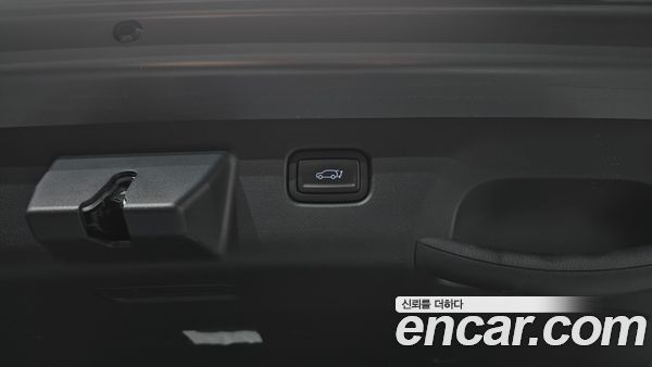 Hyundai Kona 2025, фото 20