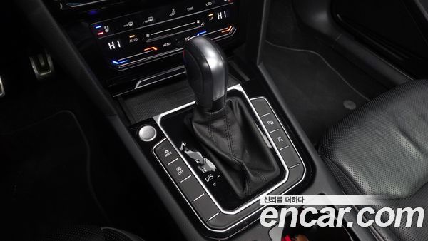 Volkswagen Arteon 2023, фото 9