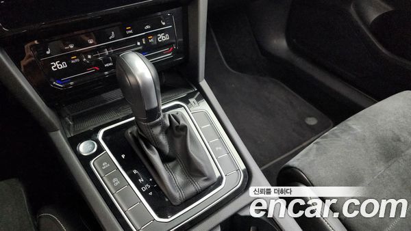 Volkswagen Passat 2021, фото 9