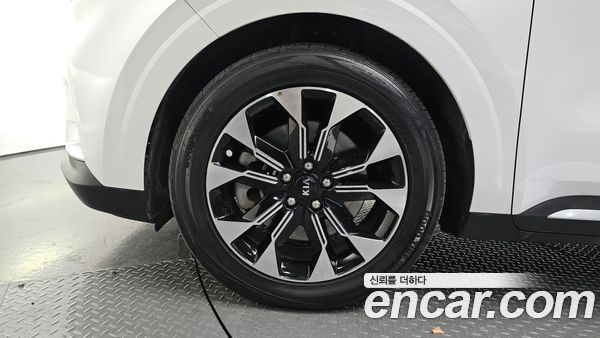 Kia Carnival 2021, фото 5