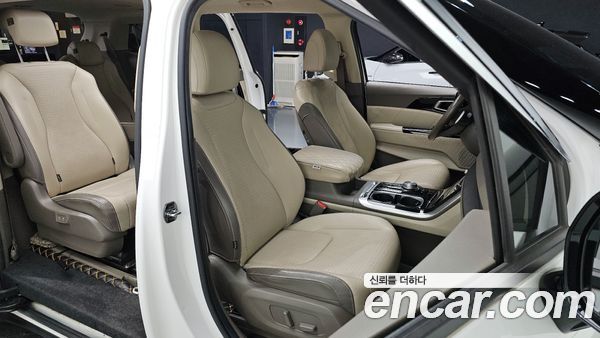 Kia Carnival 2021, фото 10