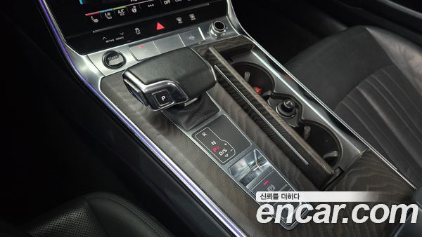 Audi A6 2021, фото 9