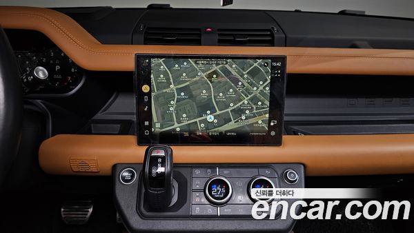 Land Rover Defender 2023, фото 14