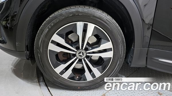 Mercedes-Benz GLB 2021, фото 5