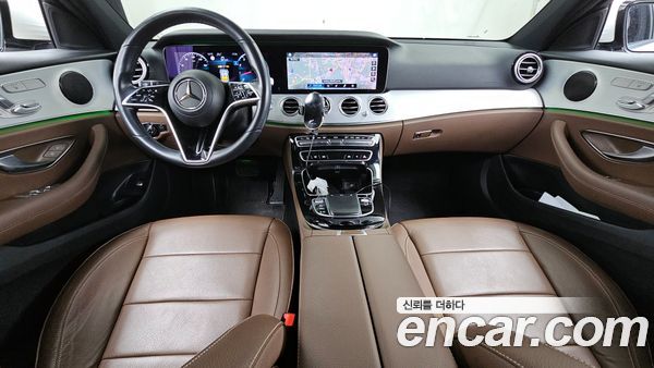 Mercedes-Benz E-Class 2021, фото 7