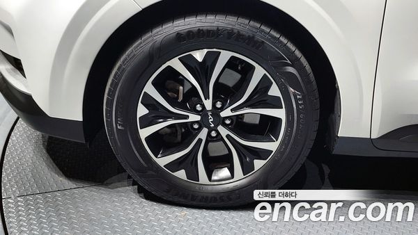 Kia Carnival 2023, фото 5