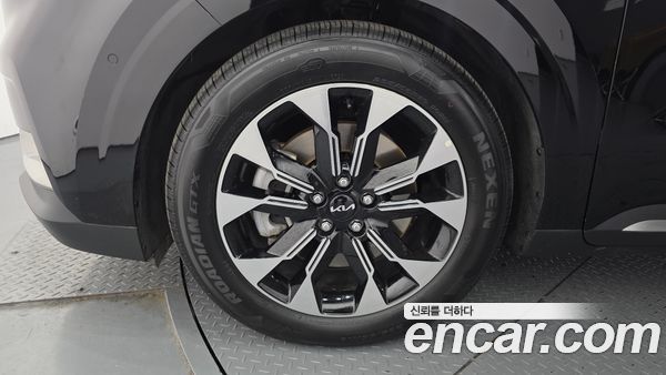 Kia Carnival 2023, фото 5