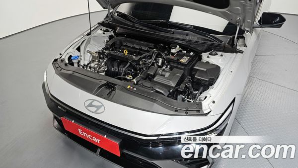 Hyundai Elantra 2024, фото 6