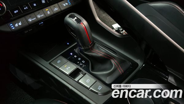 Hyundai Elantra 2024, фото 9