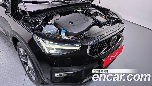 Volvo XC40 2023, фото 6