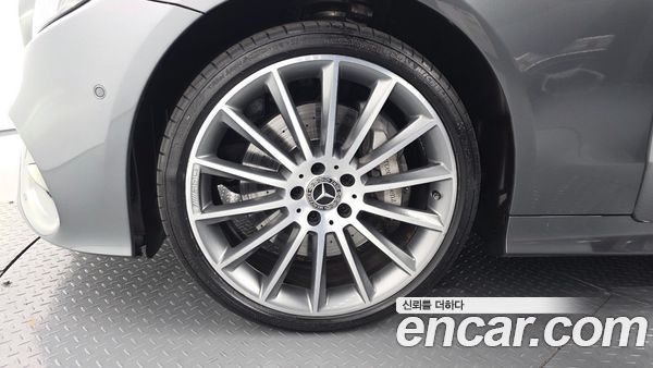 Mercedes-Benz E-Class 2020, фото 5