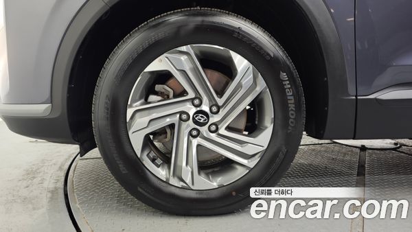 Hyundai Santa Fe 2023, фото 5